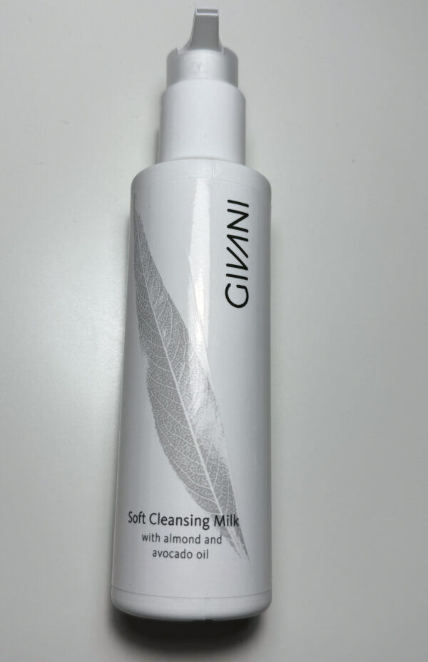 Soft Cleansing Milk